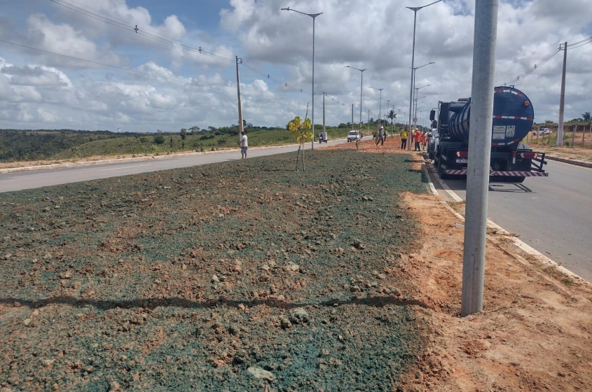 A previsão é que, neste etapa, 40 mil metros quadrados recebam a aplicação. Foto: Ascom Sudes