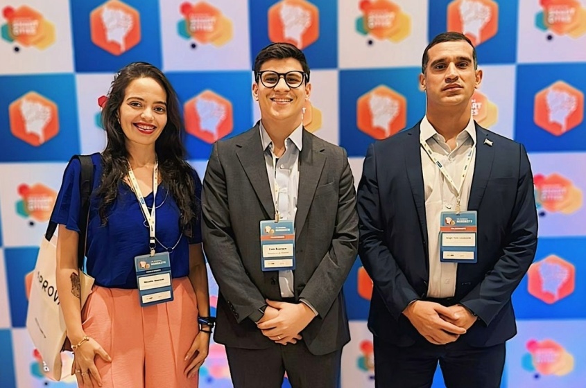 Servidora Nicole Alencar; Caio Buarque, da Semaemi; e o secretário Sergio Cavalcante. Foto: Arquivo Pessoal