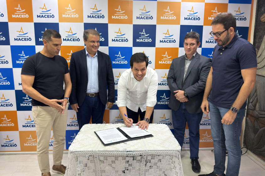 Presidente da Maceió Digital, Rodrigo Rossiter, explicou que a filiação à Anciti fortalece as políticas públicas de inovação desenvolvidas no município. Foto: Rapha Menezes/ Ascom Sedciti