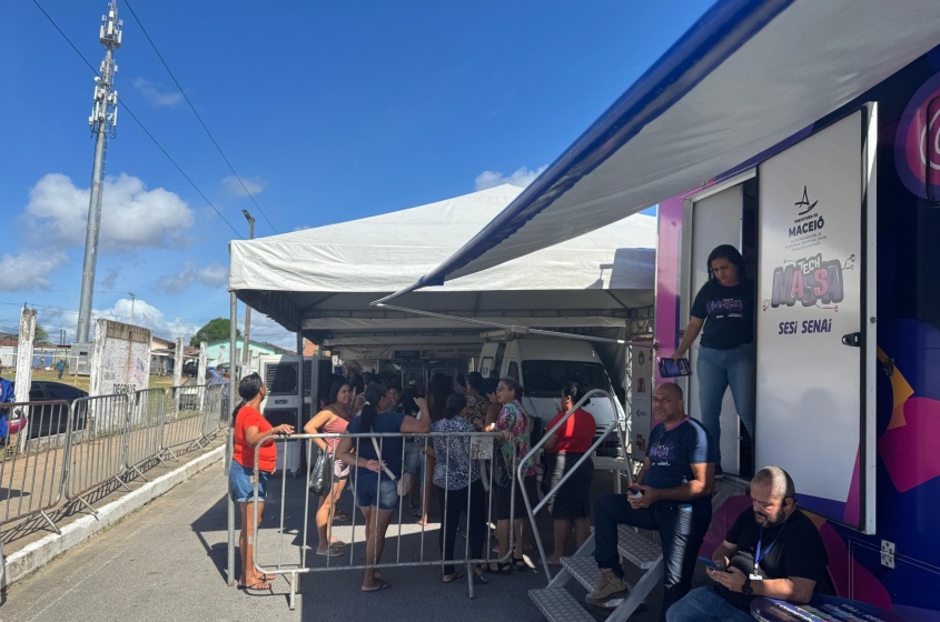Tech Massa leva educação digital para comunidades agraciadas pelo Brota na Grota. Foto: Ascom Segov