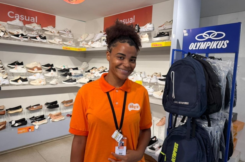 Elayne é uma Jovem que aproveitou a oportunidade no instante em que apareceu!