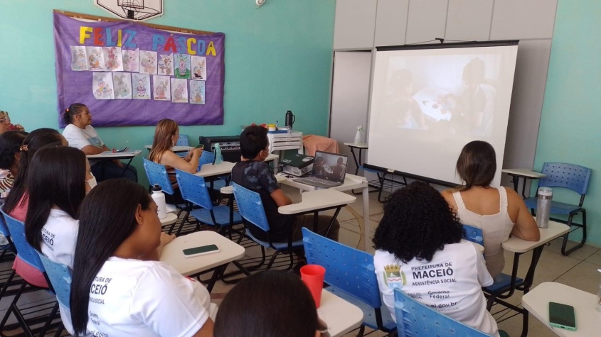 Essa ação vem sendo destacada pelo órgão e prepara cerca de 60 visitadores. (Foto Cras Área Lagunar)