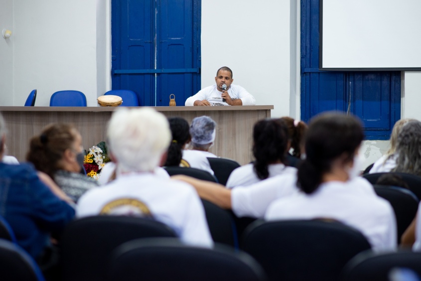 o professor Claudevan Golçalves, que palestrou sobre o tema “A importância e a contribuição da capoeira para a socialização e a inclusão social”.  Foto: Juliete Santos/Secom Maceió