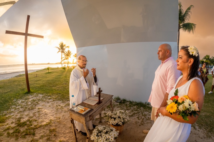 Capelinha de Jaraguá tem sido espaço para a celebração e confirmação do amor entre casais apaixonados. Foto: Itawi Albuquerque/Secom Maceió