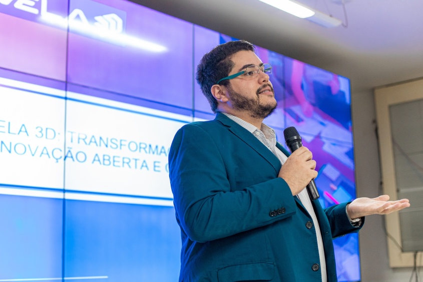 Secretário Antonio Carvalho ressalta que o 5G vai permitir mais soluções inteligentes para Maceió. Foto: Célio Júnior / Secom Maceió