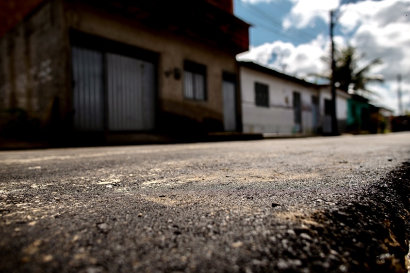 Rua livre da lama no Santos Dumont. Foto: Alisson Frazão/Secom Maceió