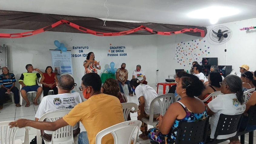 Estatuto da Pessoa Idosa foi destaque da palestra no Cras Dom Adelmo Machado. Foto: Cras Dom Adelmo Machado