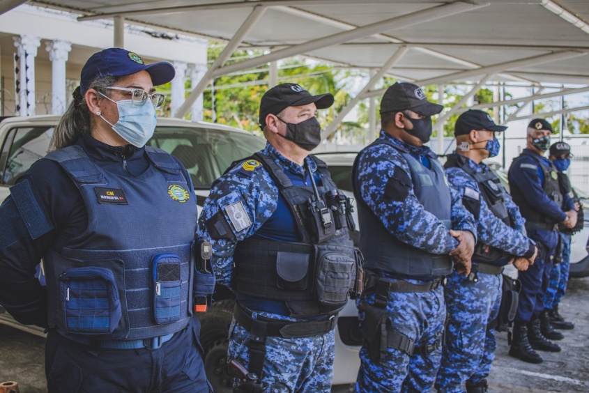 O total de 20 servidores da Guarda, entre homens e mulheres, atua o dia todo, permitindo o acolhimento das vítimas no horário da noite, de madrugada e aos fins de semana. Foto: Edvan Ferreira / Secom Maceió