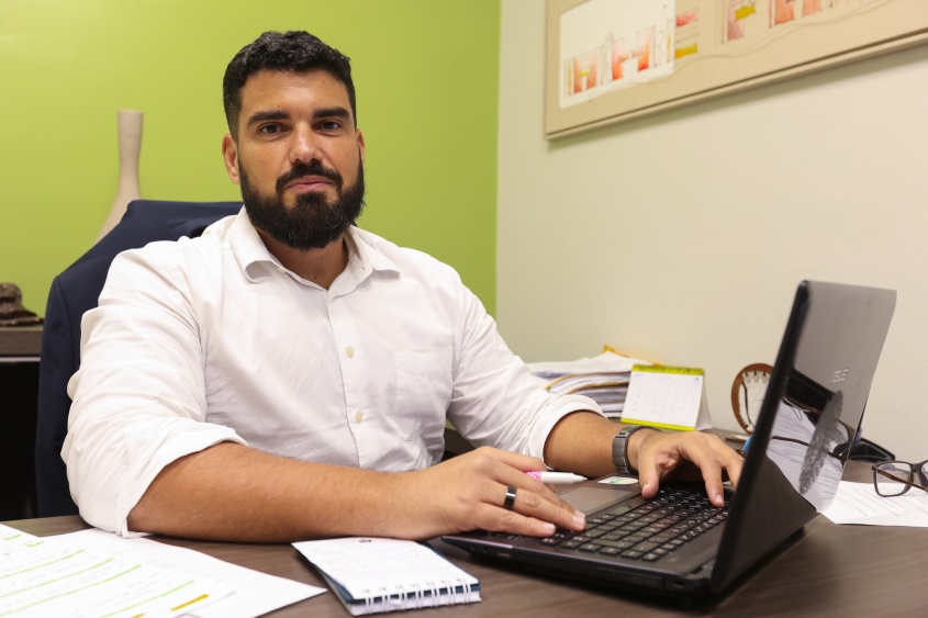 Secretário de Gestão, Ivan Carvalho destacou o compromisso da Prefeitura de Maceió em garantir o direito dos servidores. Foto: Itawi Albuquerque / Secom Maceió