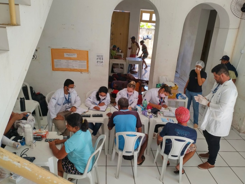 Cerca de 100 atendimentos foram realizados por uma equipe multidisciplinar. Foto: Ascom/Semas