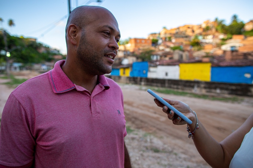 Carlos Eduardo, gerente da Zeladoria, destaca empenho da Prefeitura de Maceió na requalificação dos espaços para convívio social. Foto: Alisson Frazão / Secom Maceió