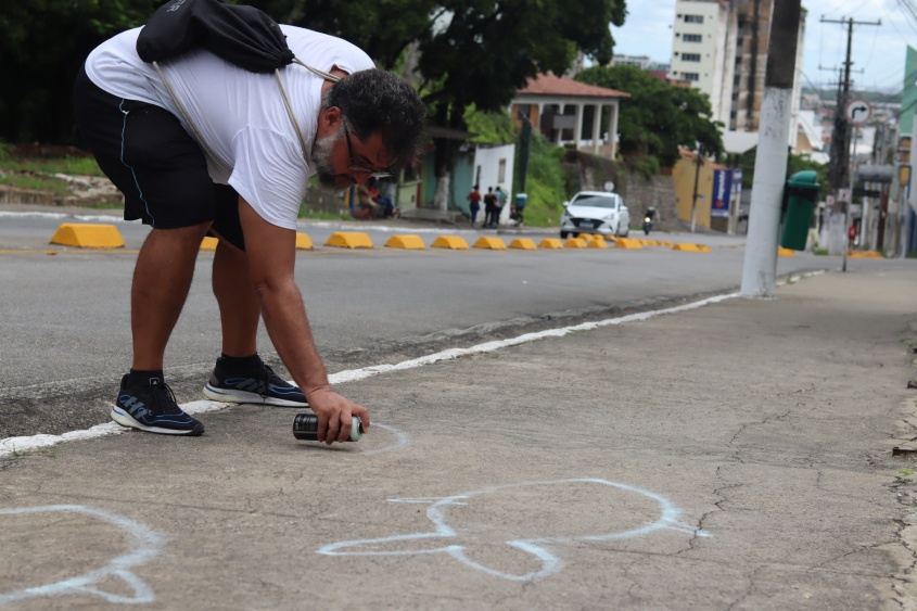 Artista Alagoano, Pedro Lucena. Foto: Arthur Vieira (estagiário)/Ascom Semed
