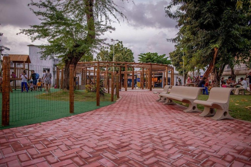 Praça Mário Jambo foi toda revitalizada. Foto: Alisson Frazão.