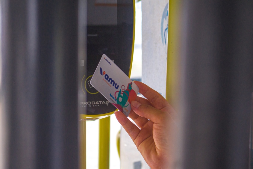 Tecnologia de bilhetagem eletrônica está presente em 100% da frota. Foto: Ascom SMTT