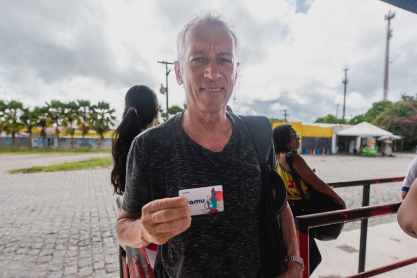 Soldador Sebastião Alves garantiu gratuidade com cartão Vamu Cidadão. Foto: Gabriel Moreira/Secom Maceió