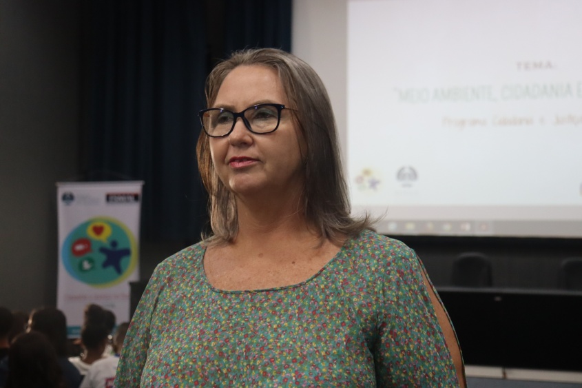 Palestrante e Bióloga Virgínia Miller. Foto: Arthur Vieira (estagiário)/Ascom Semed