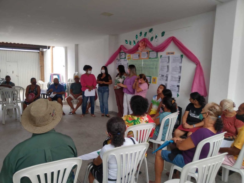 Beneficiários também tiveram momentos para tirar dúvidas sobre o tema. Foto: Cras Cidade Sorriso