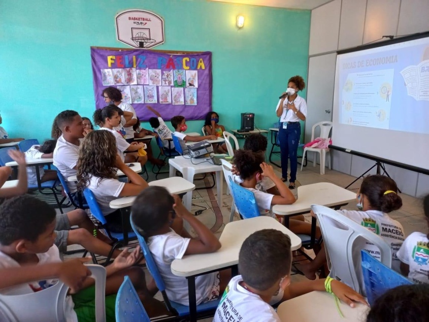 Crianças aprenderam dicas para economizar de água. Foto: Cras Área Lagunar