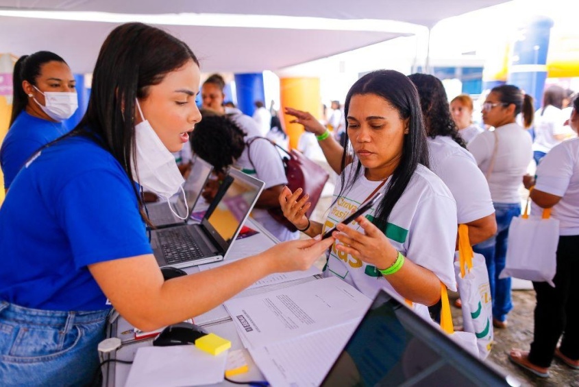 Oferta de serviços marca ações do Programa Emprega Mulher. Foto: Alisson Frazão/Secom Maceió