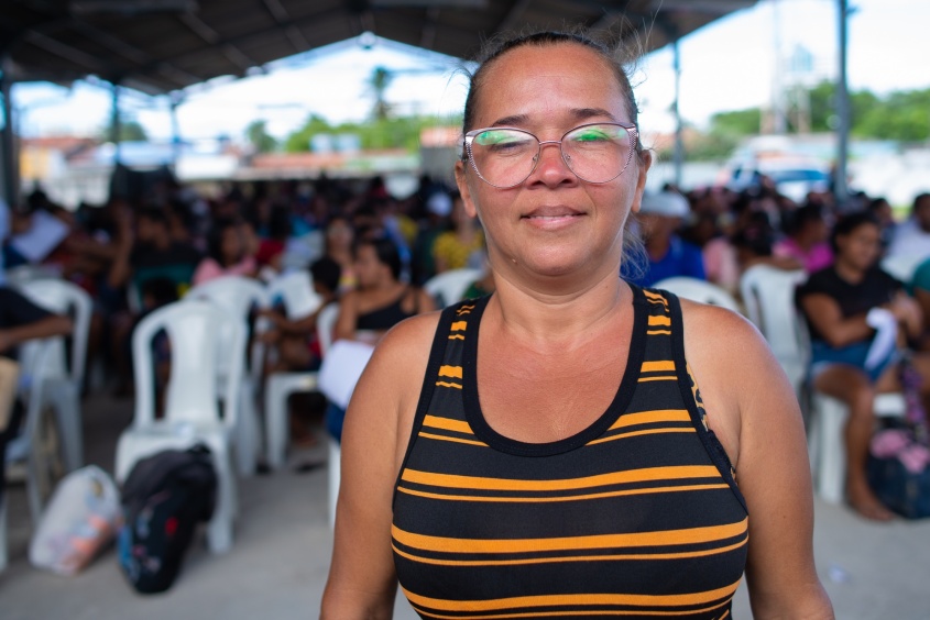 Dona de casa, Joseliane Cardoso, chegou nas primeiras horas da manhã ao CAT, no Pinheiro. Foto: Juliete Santos/Secom Maceió