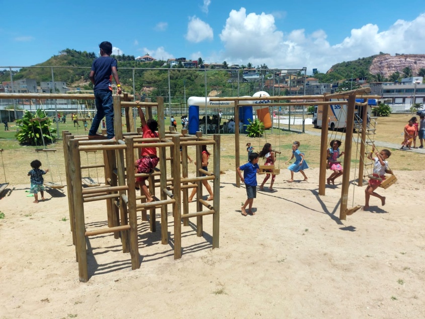 Mais de 200 crianças aproveitaram o dia de lazer. Foto: Luiz Felipe Pimentel (estagiário)Ascom Semas