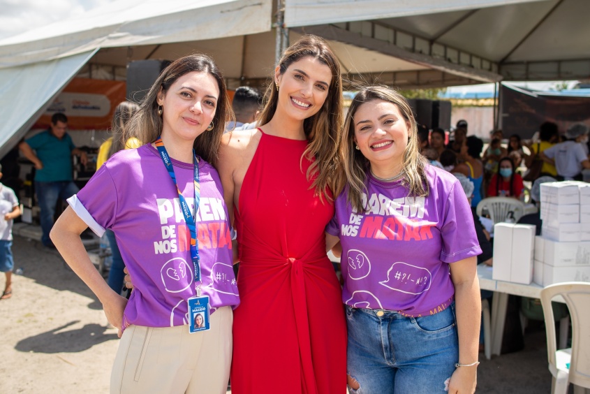 Primeira-dama, Marina Candia, tem participado das campanhas e destaca que ações contemplam mulheres nas comunidades. Foto: Juliete Santos / Secom Maceió