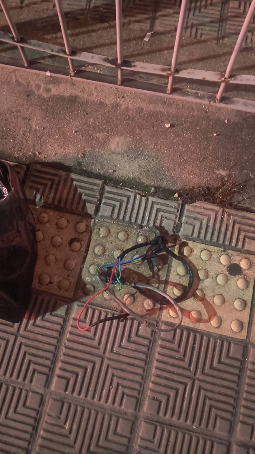 Fiação de ar condicionado furtada. Foto: Ascom Semsc