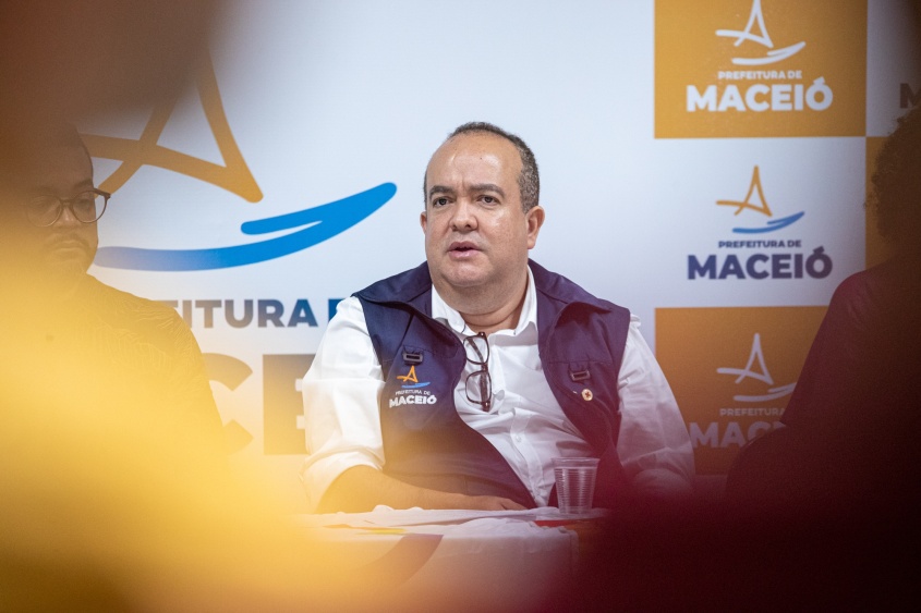Secretário de Assistência Social, Claydson Moura, destacou que construir pautas a cada 60 dias com os conselheiros. Foto: Célio Júnior/Secom Maceió
