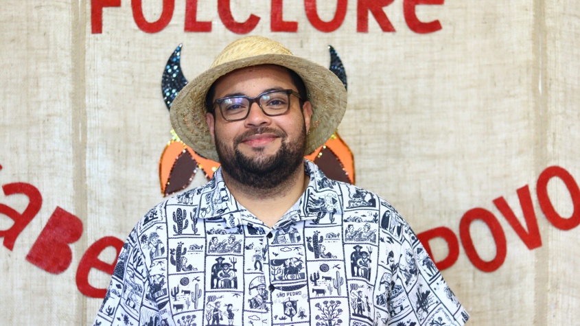 Jornalista, pesquisador da cultura e brincante, João Lemos. Foto: Daniel Marinho/Ascom Semed
