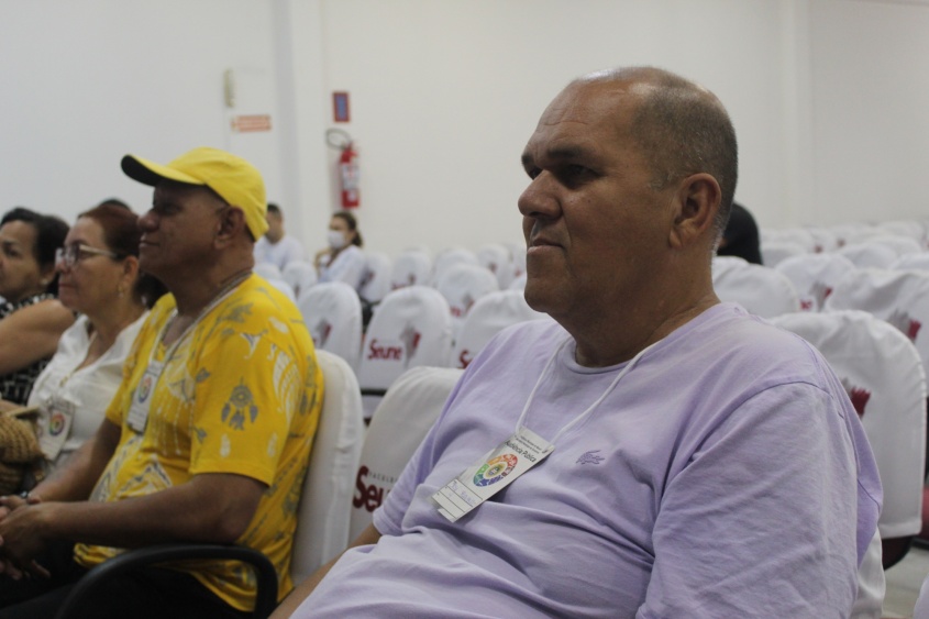 Fernando Lima sugeriu melhorias para o bairro do Bom Parto, na parte baixa, Foto: Luís Otávio Mendonça / Ascom Semec