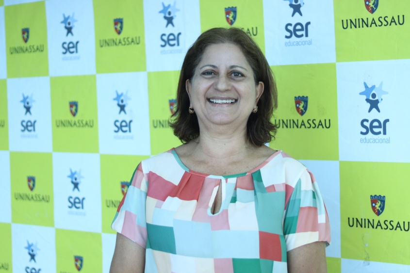 Coordenadora pedagógica da escola Arnon de Melo, Somaia Souza contou que o encontro ajudou os profissionais a planejarem melhor as ações na escola. Foto: Pedro Farias/Ascom Semed