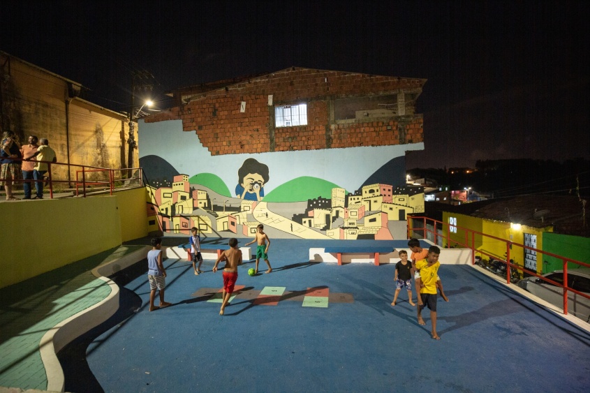 Praças e quadras terão a iluminação reforçada. Foto: Seed Criativa