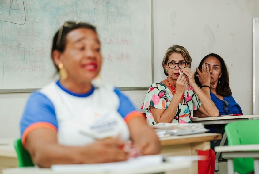 Cristiana Garcia de França aprende a ler e escrever aos 46 anos. Foto: Ascom Semed