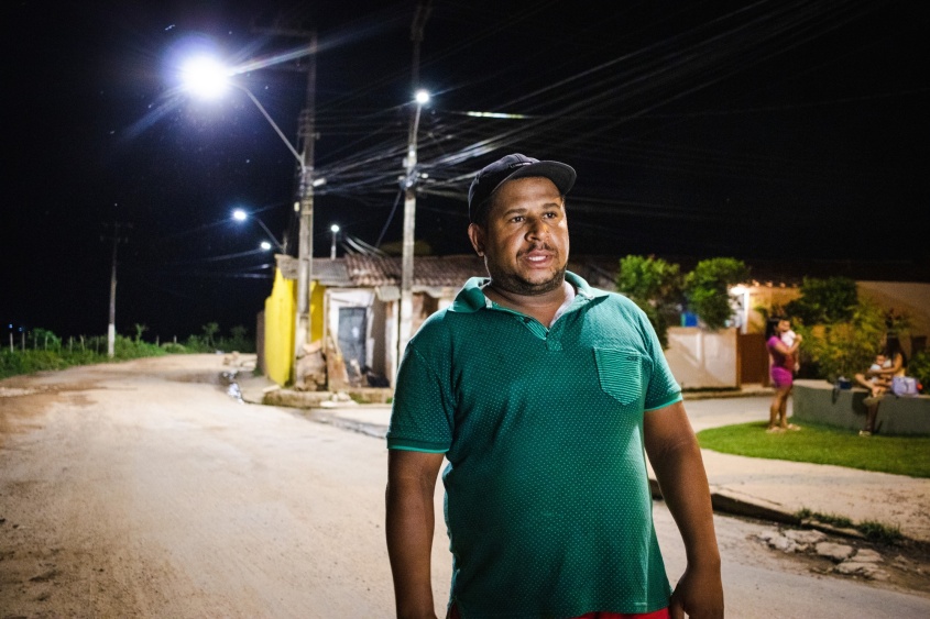 Fernando Ferreira diz que a iluminação em LED é um marco na história do conjunto. Foto: Matheus Alves / Ascom Sima