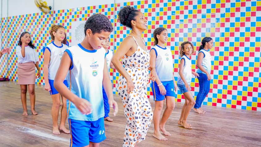 Professora Ana Carla Moraes diz que dança é inclusão. Foto: Carol Cordeiro/ Ascom Semed