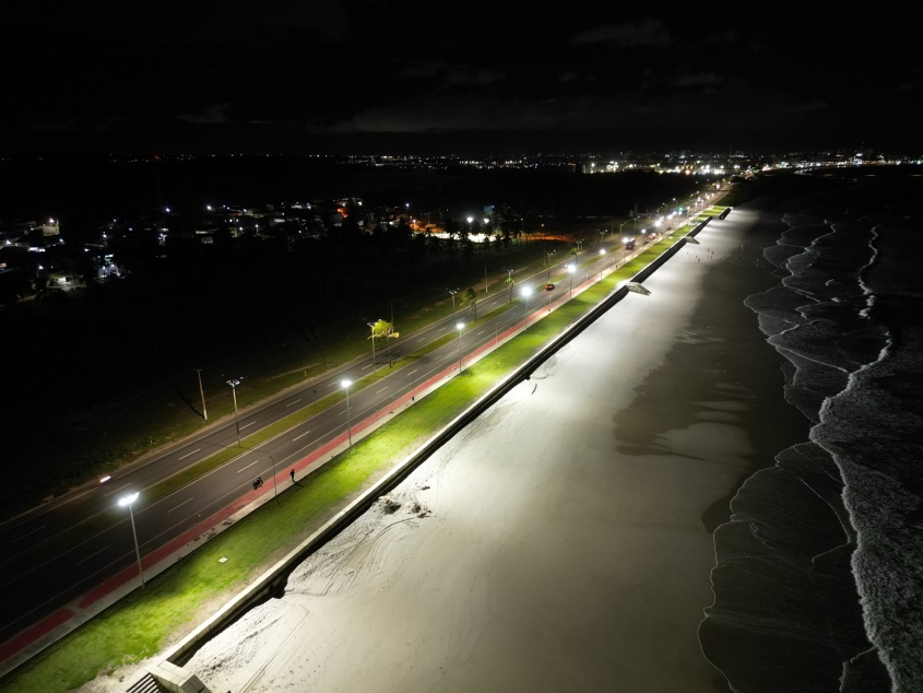 Acesso a Maceió com iluminação em LED. Foto: Caio Sibaldo/Ascom Ilumina