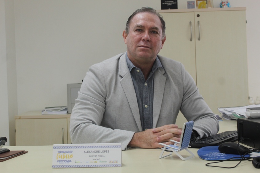 Segundo definiu Alexandre Lopes, a função do auditor é "ajudar e colaborar com o Município nas suas necessidades". Foto: Guilherme Honório