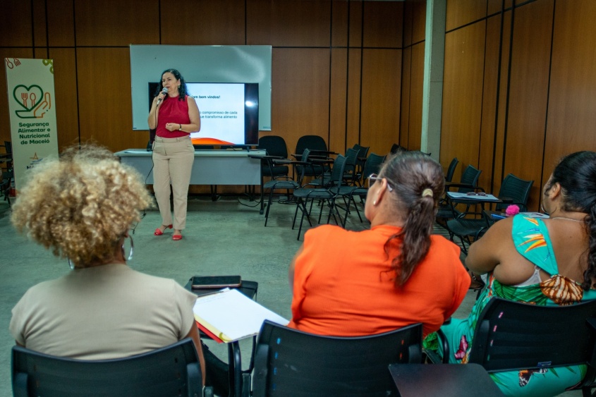 Ação foi realizada pela Subsecretaria de Segurança Alimentar e Nutricional da Semdes. Foto: Allan César/ Secom Maceió