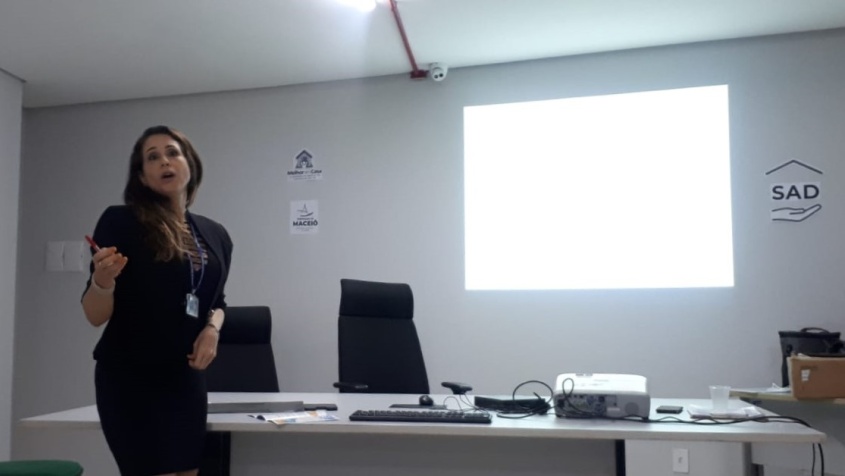 Analinne Maia é psicóloga do Cerest. Foto: Ascom SMS