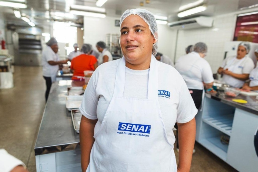 Ariane de Lima quer ter sua própria lanchonete. Foto: Alisson Frazão/ Secom Maceió
