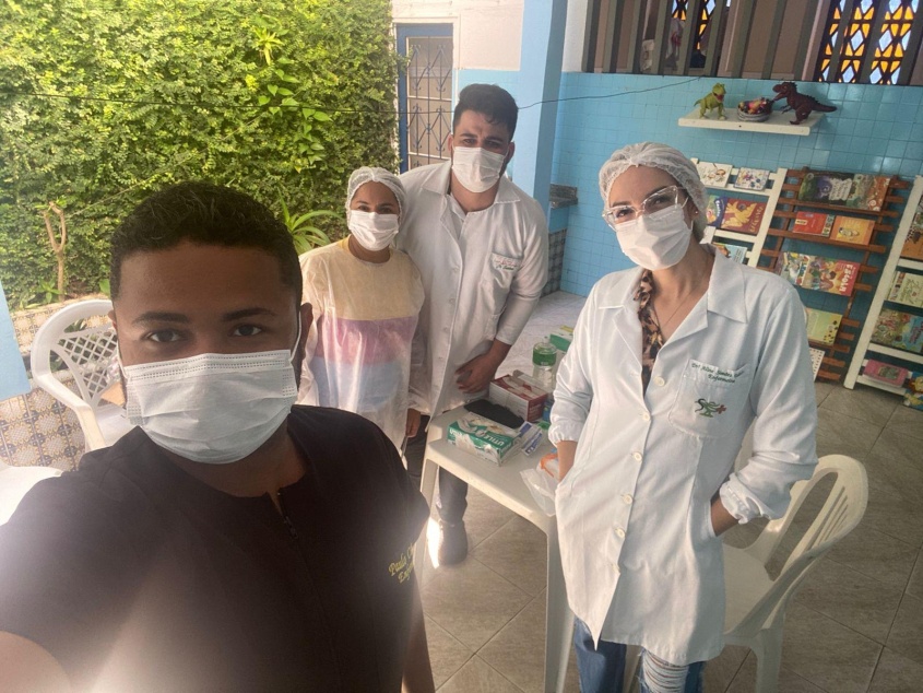 Equipe tem coletado dados sobre saúde da população dos abrigos. Foto: Divulgação RUE/SMS