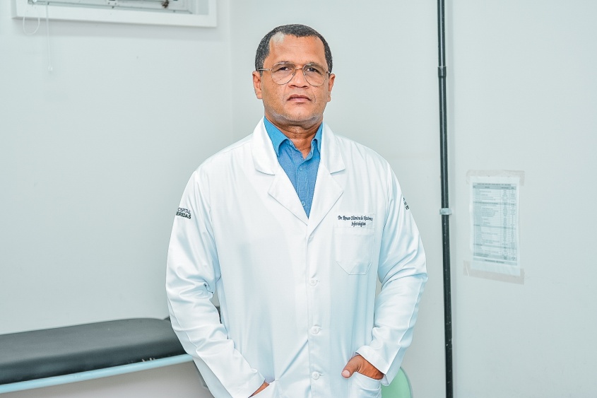 Médico infectologista do PAM Salgadinho, Renee Oliveira. Foto: Ascom SMS