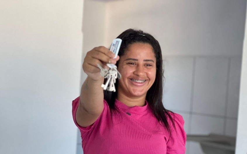 Bárbara Karine em nova fase de vida na casa própria. Foto: Cortesia