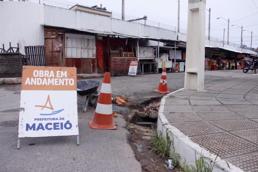 Obra na galeria para prevenir alagamentos. Foto: Wilma Andrade/Ascom Seminfra