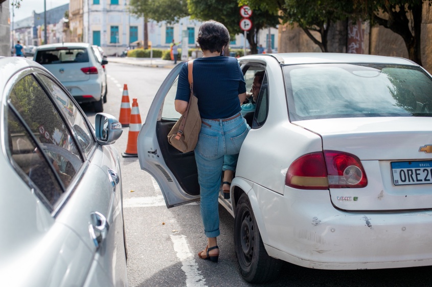 Motoristas de aplicativo também se preparam para atender a demanda de maceioenses a turistas que irão para as festas juninas. Foto: Célio Júnior / Secom Maceió