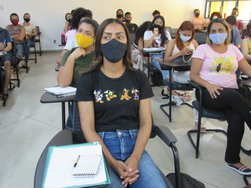Marília Barbosa participa de curso de nivelamento. Foto: Ascom Semas