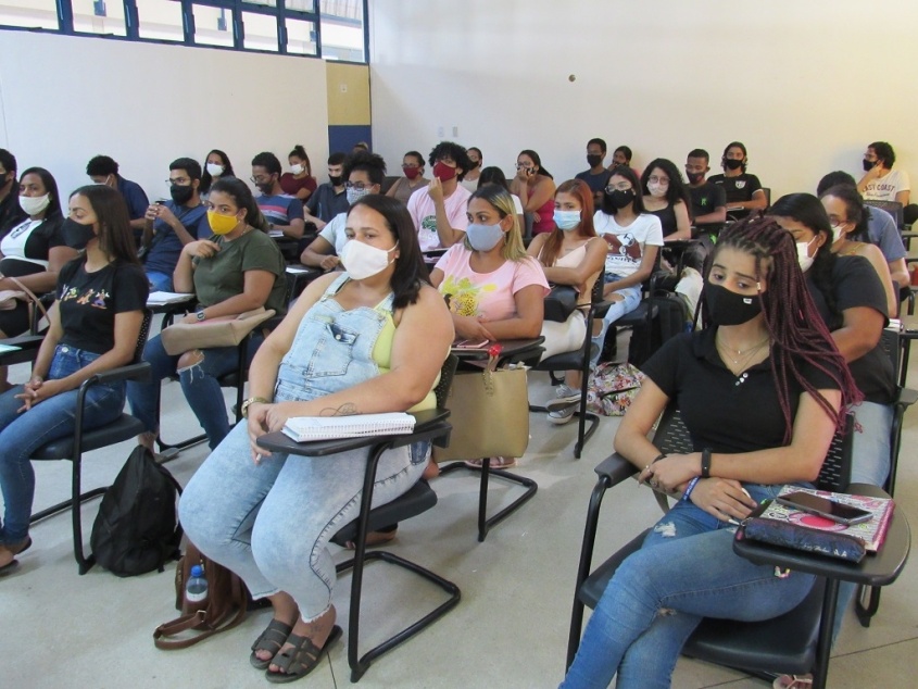 Alunos também participam de um curso de qualificação com o Sest/Senat. Foto: Ascom Semas
