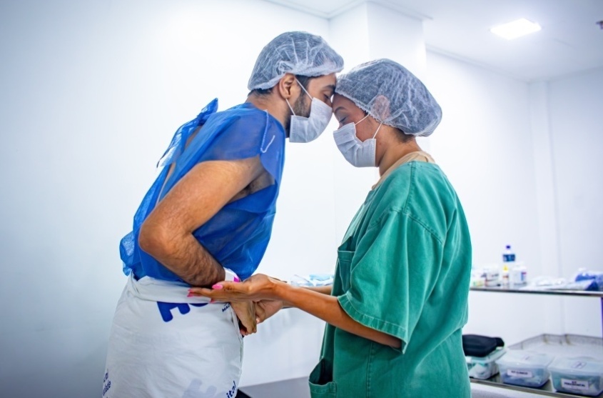 Paciente autista nível de suporte 3 é acolhido para passar por procedimento odontológico no Hospital da Cidade. Foto: David Silas/ Ascom Maceió Saúde