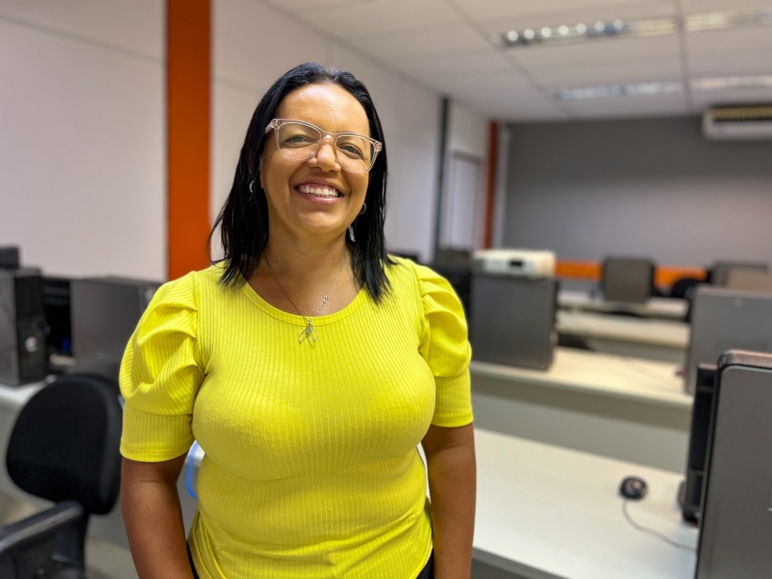 Maria Betânia, 41 anos, acredita que nunca é tarde para recomeçar. Foto: Tatiane Gomes/Ascom Semtabes