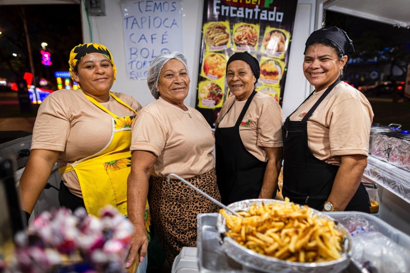 Família Silva promove culinária regional em eventos da Economia Solidária. Foto: Alisson Frazão/ Secom Maceió